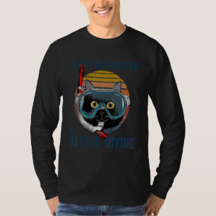 Easily Distractedd By Cats And Diving Vintage Giga T-Shirt