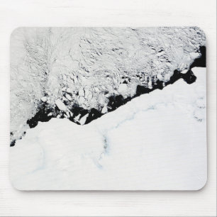 East Antarctica�s Prince Olav Coast Mouse Mat