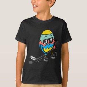 Easter Egg Playing Ice Hockey Cute Sports Men Boys T-Shirt