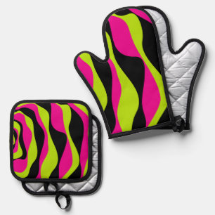 Ebb and Flow 4 in Lime Green, Hot Pink and Black Oven Mitt & Pot Holder Set