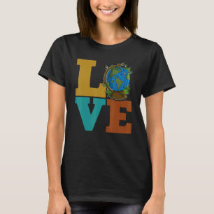 Ecologist environmental protection animals plants  T-Shirt