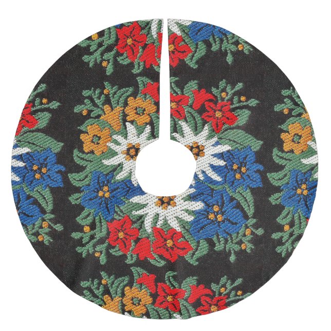 Edelweiss Swiss Alpine Flower Brushed Polyester Tree Skirt (Front)