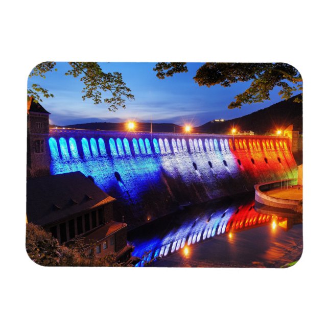 Edersee Staumauer zur blauen Stunde Magnet (Horizontal)