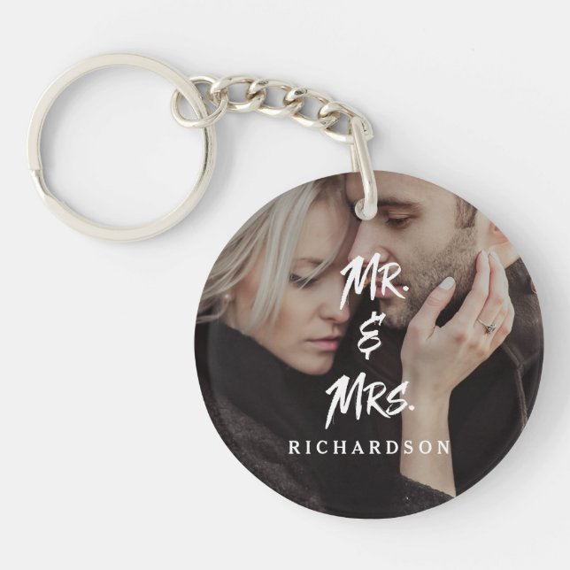 Edgy Modern Typography | Mr and Mrs with Photo Key Ring (Front)