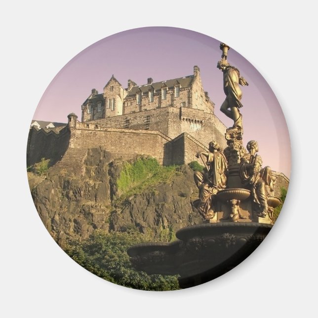 Edinburgh Castle at Sunset Magnet (Front)