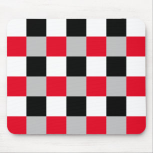 Editable chequerboard pattern mouse mat