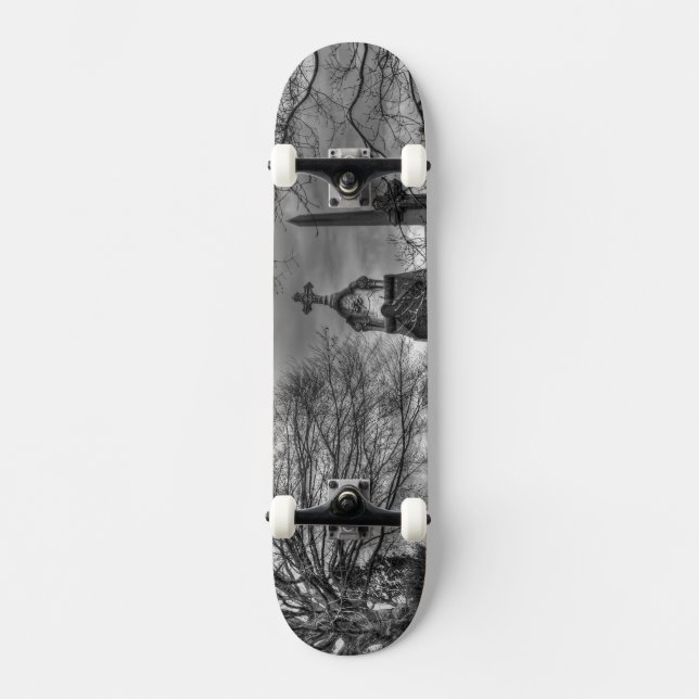 eerie graveyard skateboard (Front)