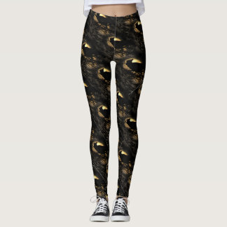Eerie Raven Silhouette Against A Glowing Moon Leggings