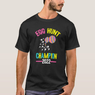 Egg Hunt Champion 2022 Easter Day Funny Dad Announ T-Shirt