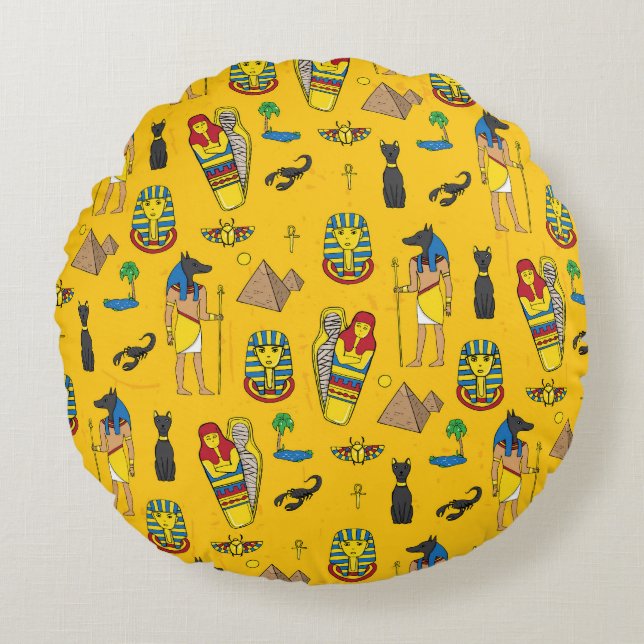 Egyptian elements, Anubis, pyramids pattern. Round Cushion (Front)