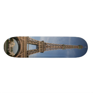 EIFFEL TOWER SKATEBOARD