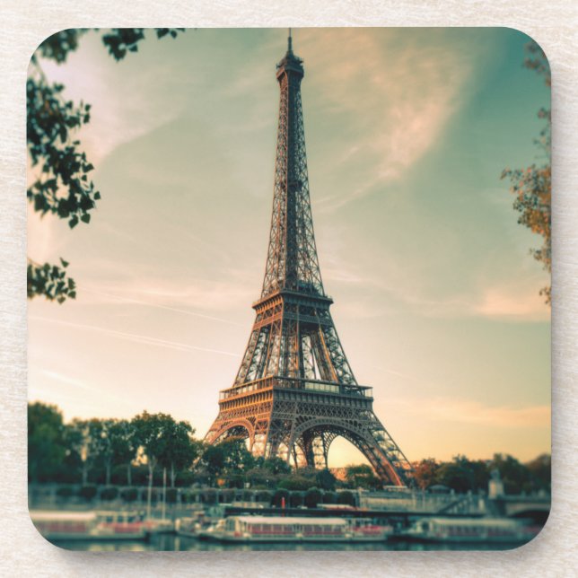 Eiffel tower throw pillow coaster (Front)
