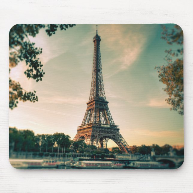 Eiffel tower throw pillow mouse mat (Front)