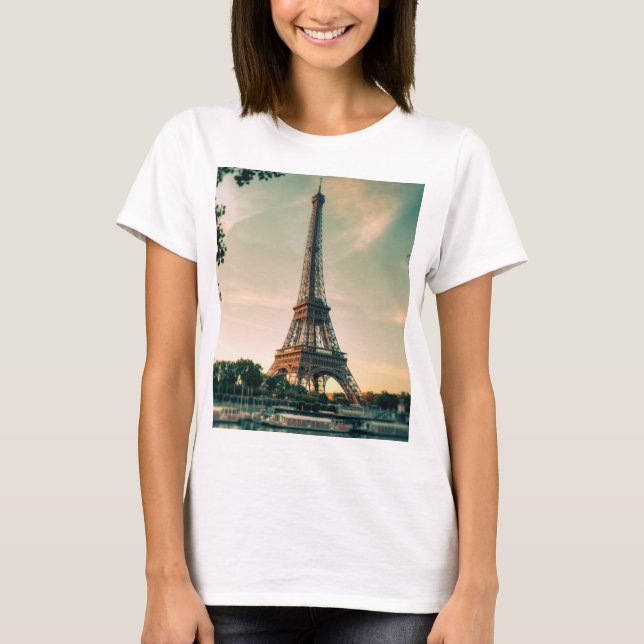 Eiffel tower throw pillow T-Shirt (Front)