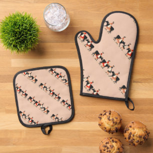Eight Maids A Milking Cut-Out Stencil-Style 3 Oven Mitt & Pot Holder Set
