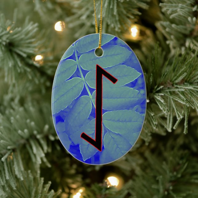 Eihwaz Viking Rune Yule Ornament – Centred Persev (Tree)