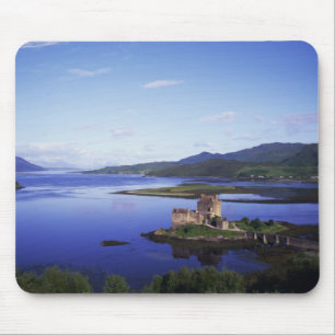 Eilean Donan Castle, Dornie, Highlands, Mouse Mat
