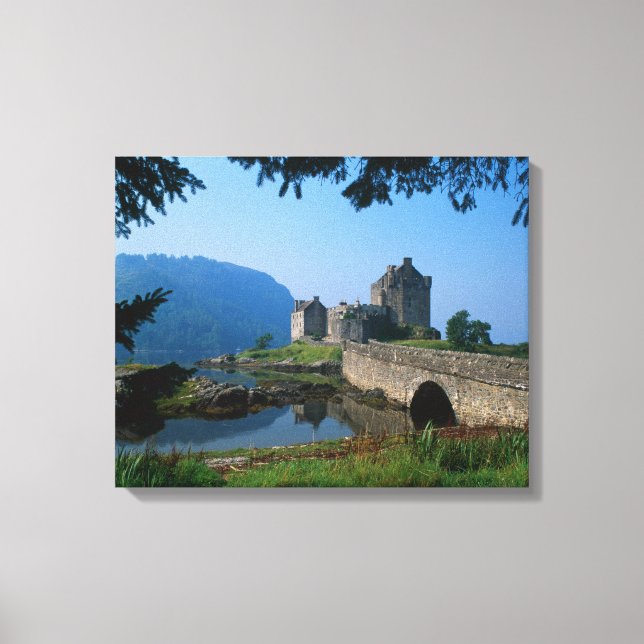 Eilean Donan Castle, Highlands, Scotland 2 Canvas Print (Front)