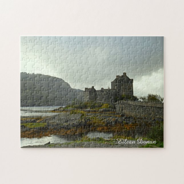 Eilean Donan Castle in Scotland Holiday Jigsaw Puzzle (Horizontal)