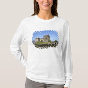 Eilean Donan Castle, Scotland. The famous Eilean 3 T-Shirt