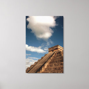 El Castillo At Chichen Itza Canvas Print