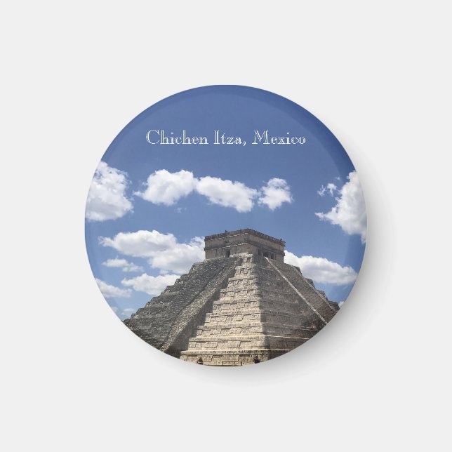 El Castillo – Chichen Itza, Mexico Magnet (Front)