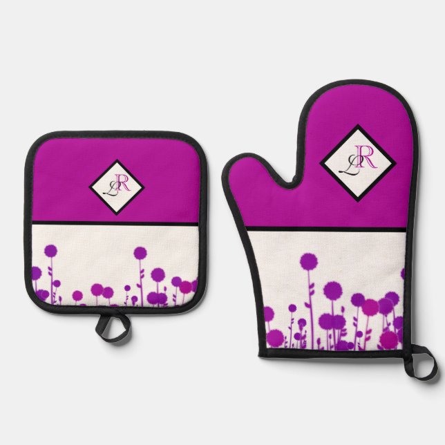Elegance Blooms: Personalised Monogram Oven Mitt & Pot Holder Set (Front)
