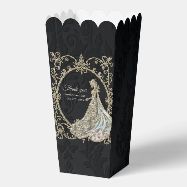 Elegance in gold and black favour box (Front)
