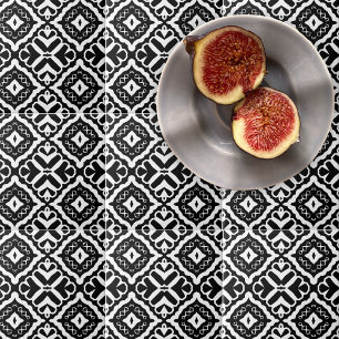 Elegant Abstract Black and White Geometric Pattern Tile