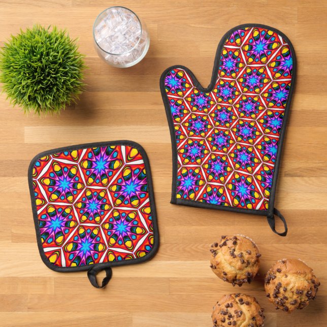 Elegant Abstract Floral Pattern Oven Mitt & Pot Holder Set (Top Down)
