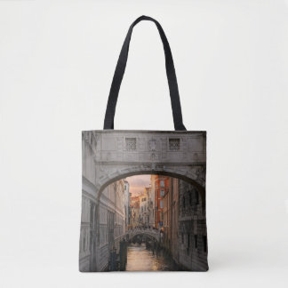Elegant and practical bag, perfect for every occas tote bag