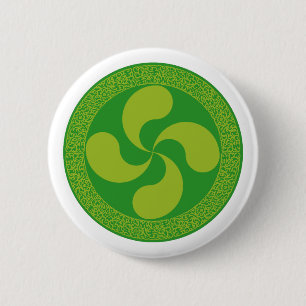 Elegant and stylish Basque cross: Lauburu, 6 Cm Round Badge