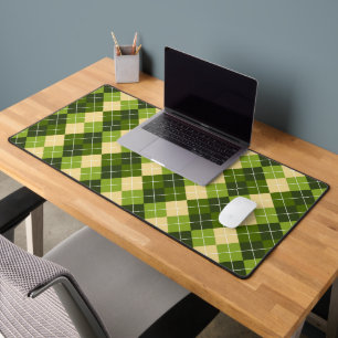 Elegant Argyle Pattern in Green and Yellow Diamond Desk Mat