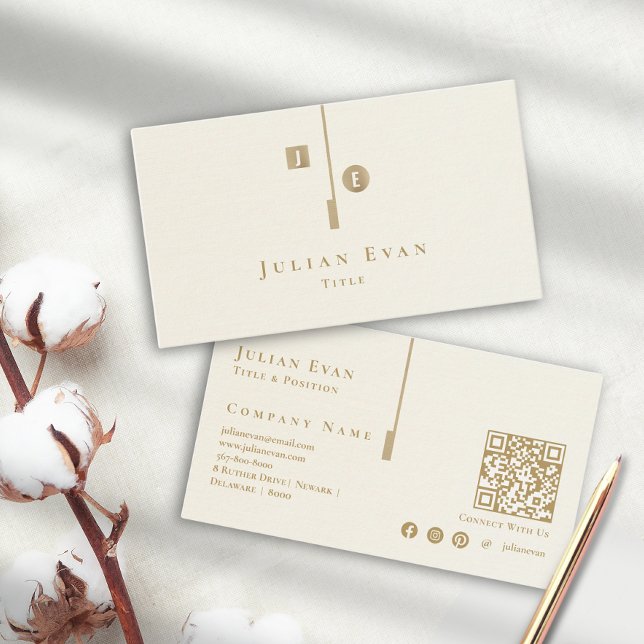 Elegant Artistic Ivory White Creamy Gold Monogram Business Card (Elegant Artistic Ivory White Creamy Gold Monogram Business Card)
