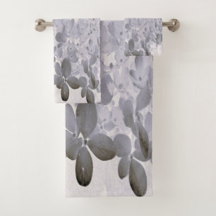 Elegant Black and Grey Limelight Hydrangea Bath Towel Set