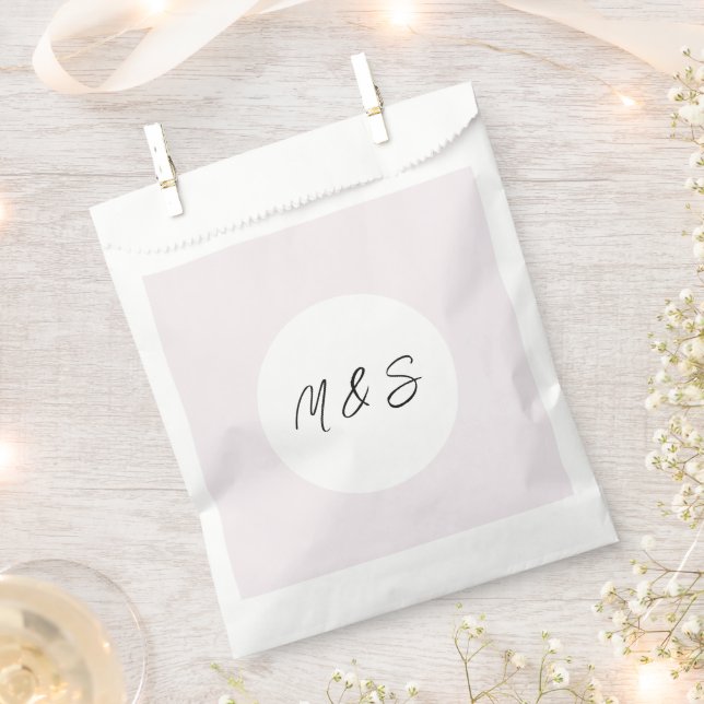 Elegant Black And Lilac Minimalist Favour Bags (Clipped)