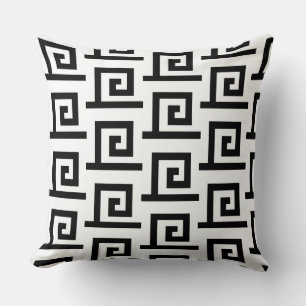Elegant Black and White Geometric Pattern Cushion