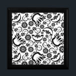 Elegant black and white  Gift Box<br><div class="desc">Elegant folk inspired pattern with circles,  flowers.</div>