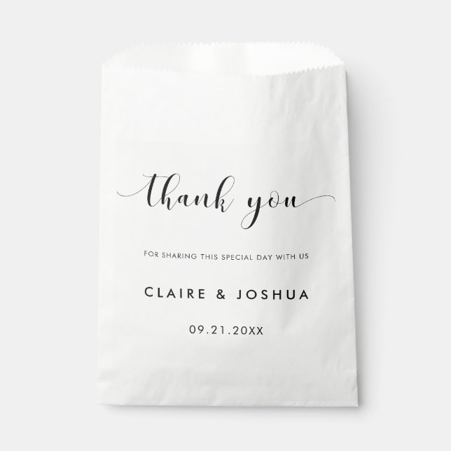 Elegant black and white wedding favour bags (Front)