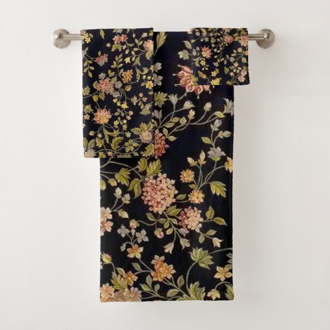 Elegant Black Botanical Floral Pattern Bath Towel Set (Insitu)