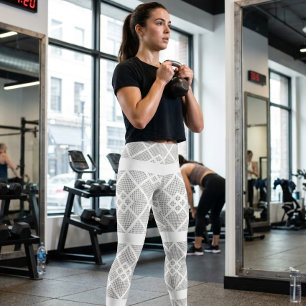Elegant Black Diamond Seamless Pattern Leggings