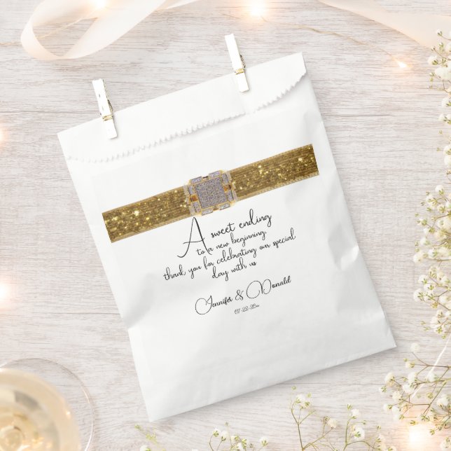 Elegant Black Gold Glitter Brooch Wedding Favour Bags (Clipped)