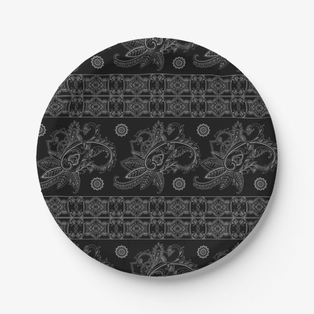 ELEGANT BLACK PATTERN DESIGN PARTY PLATE (Front)
