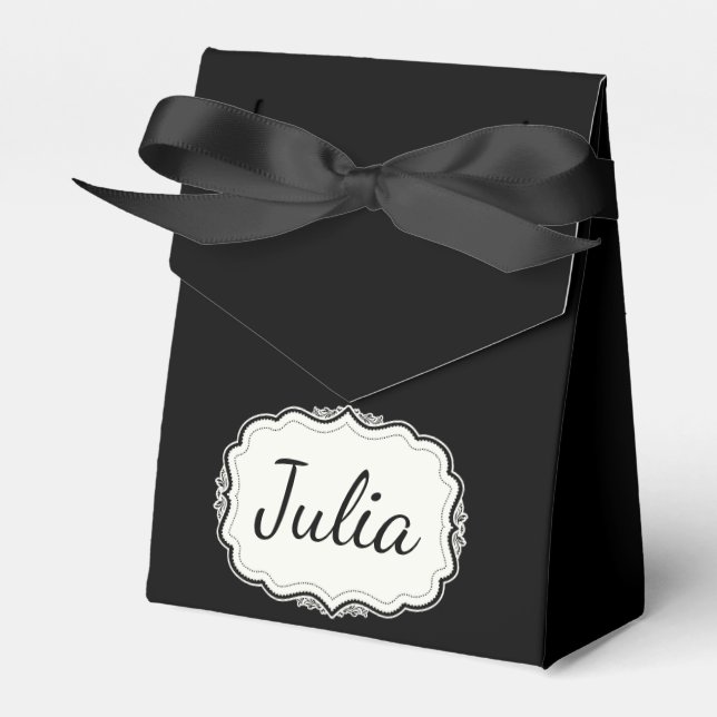 Elegant Black Scalloped Black Party Favour Box (Front Side)