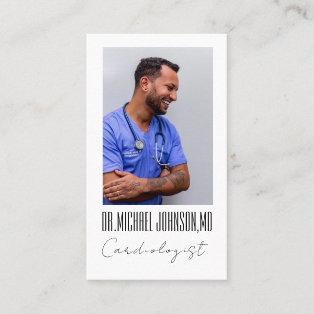 Elegant Black & White Cardiologist Doctor Photo  Business Card (Front)