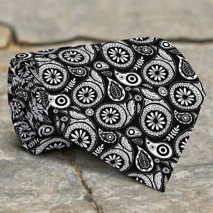 Elegant Black & White Vintage Paisley Pattern Tie