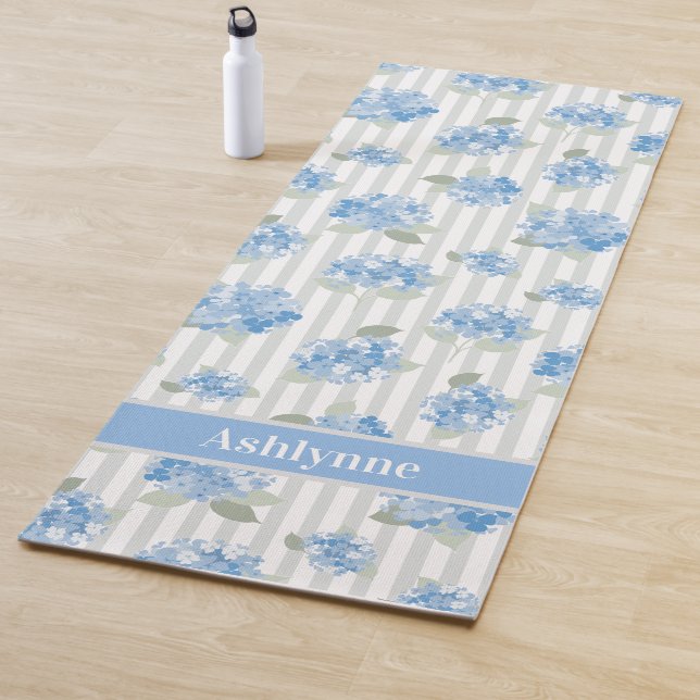 Elegant Blue Hydrangea Pattern Grey Stripe Name Yoga Mat (In Situ)