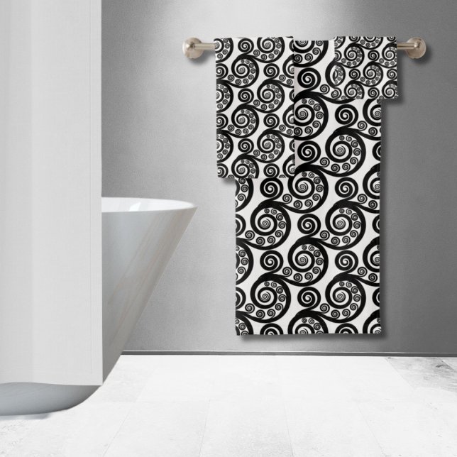 Elegant Boho Black White Botanical Fern Leaf Curls Bath Towel Set (Elegant Boho Black White Botanical Fern Leaf Curls Bath Towel Set)