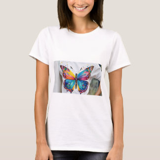"Elegant Butterfly Print Women's Basic T-Shirt" T-Shirt