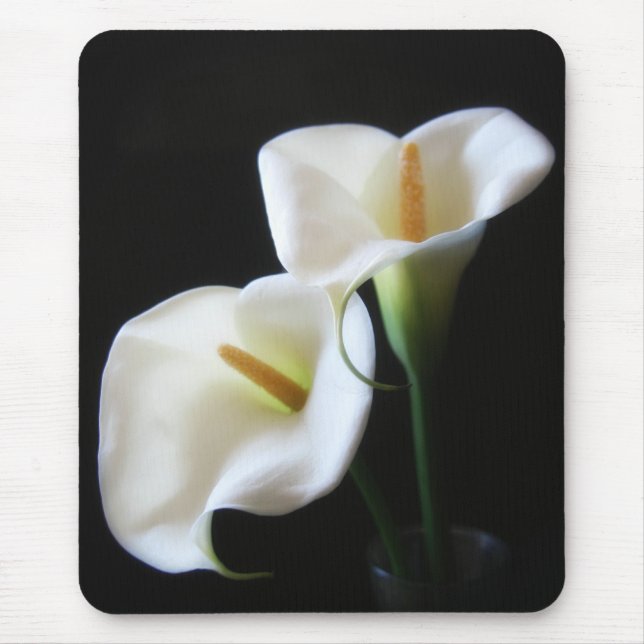 Elegant Calla Lily Flowers 13 Mouse Mat (Front)
